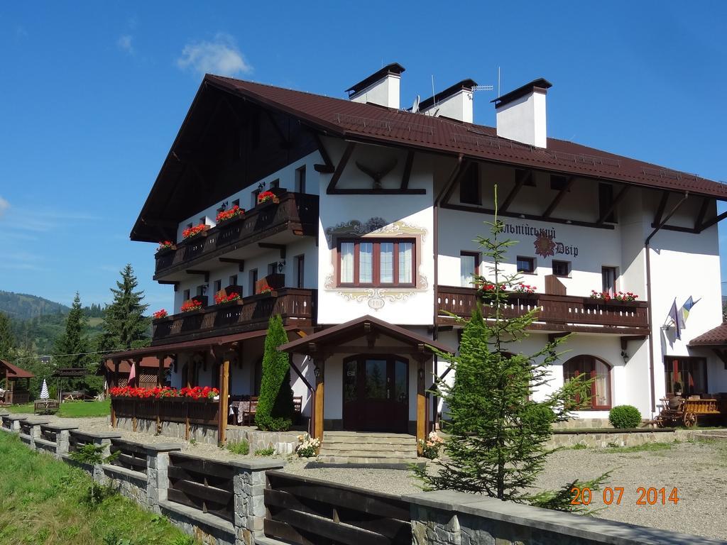 Hotel Alpenhof Pansion Sławsko Zewnętrze zdjęcie
