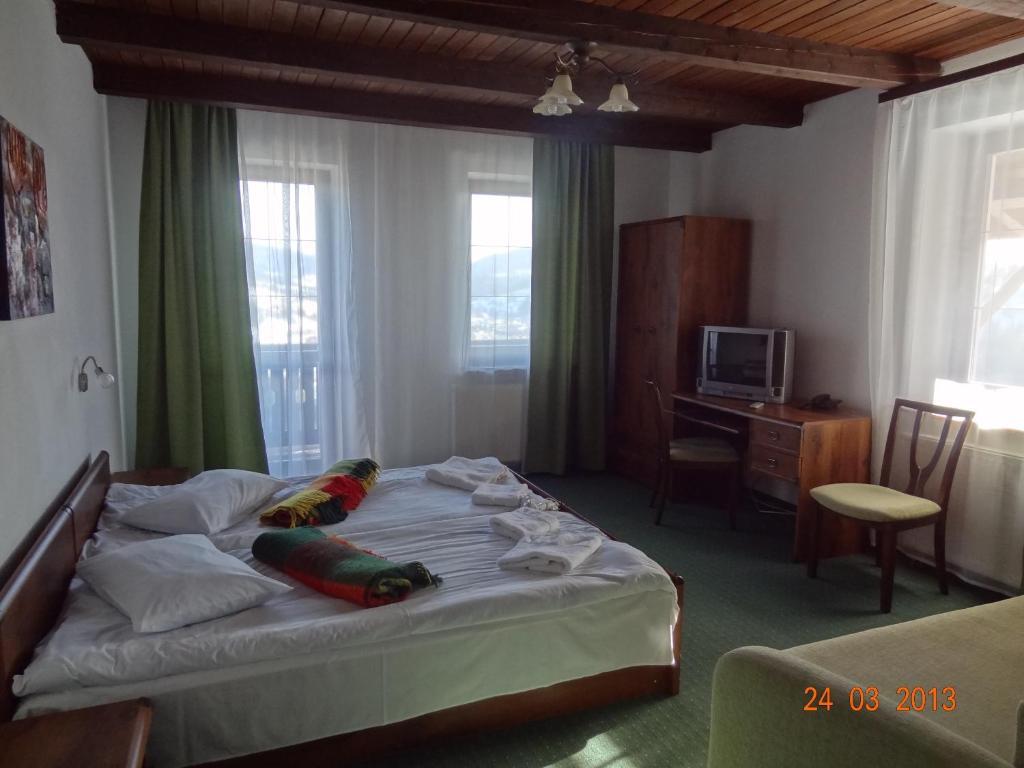 Hotel Alpenhof Pansion Sławsko Pokój zdjęcie