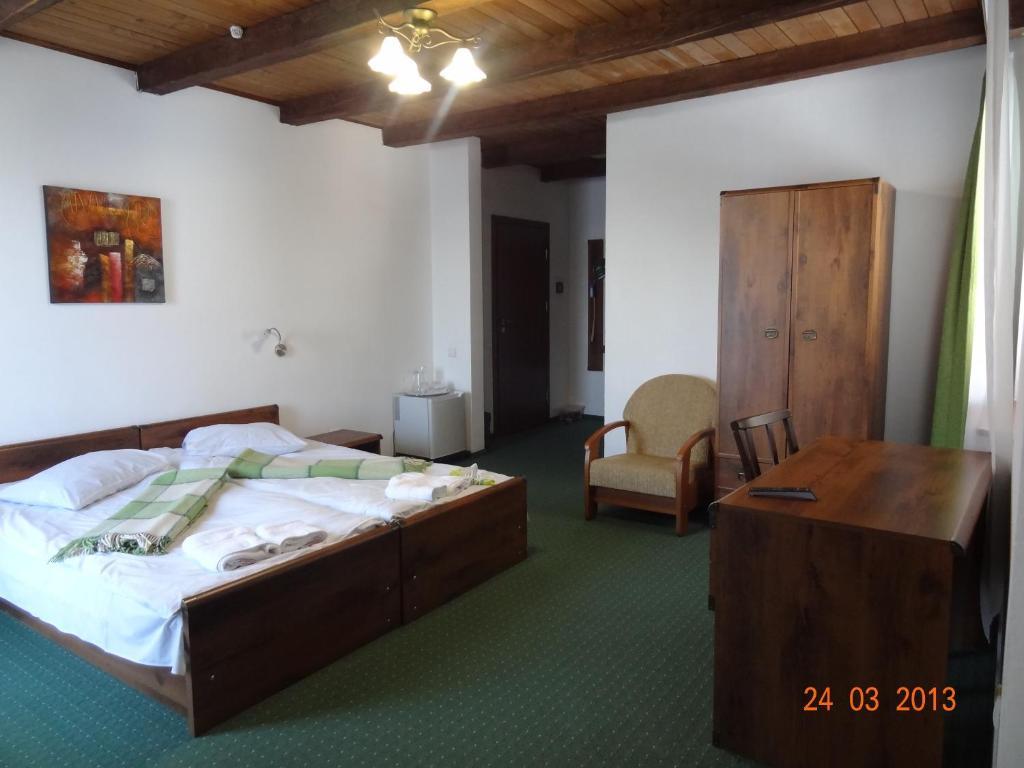 Hotel Alpenhof Pansion Sławsko Pokój zdjęcie